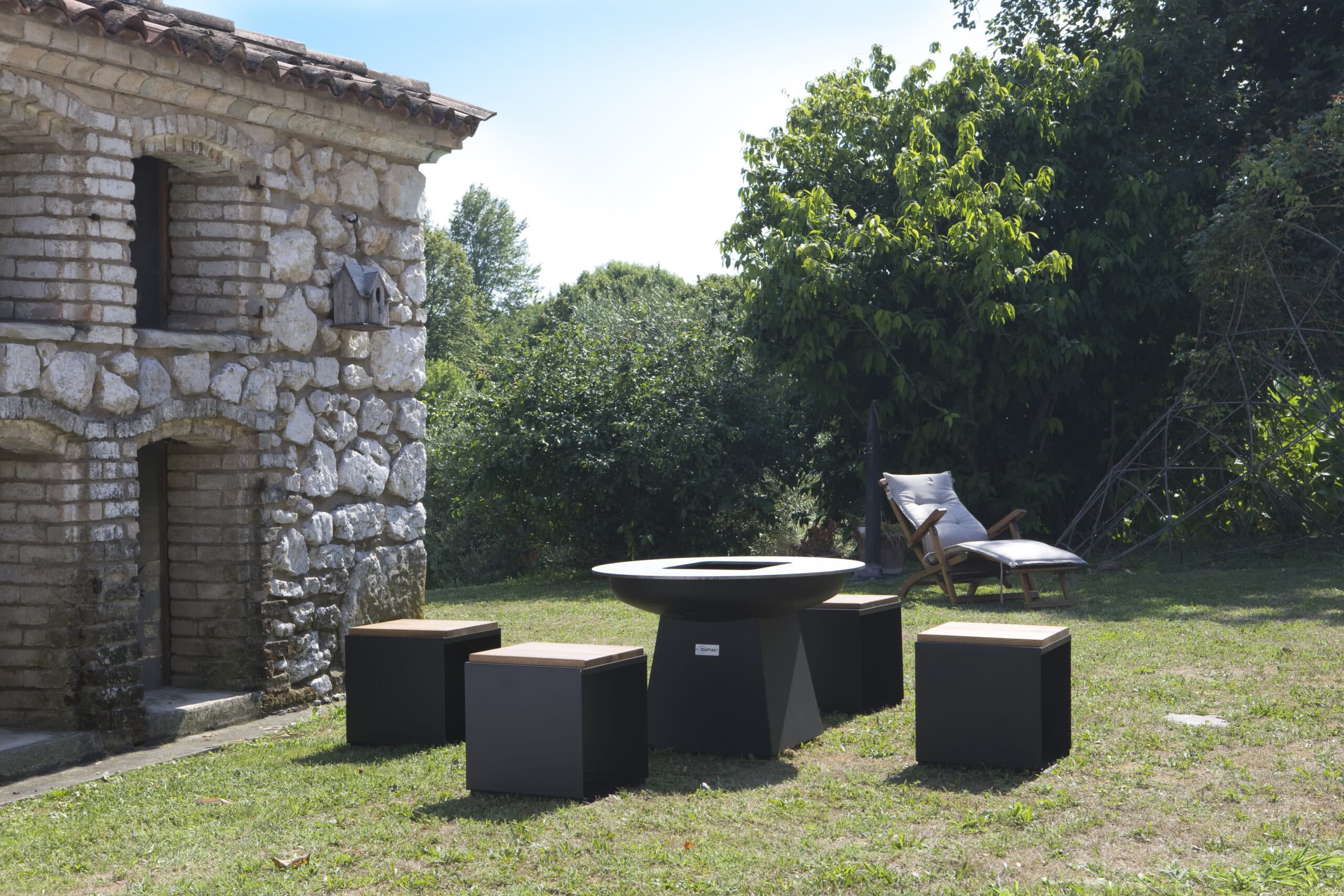 onfire barbecue brasero assises